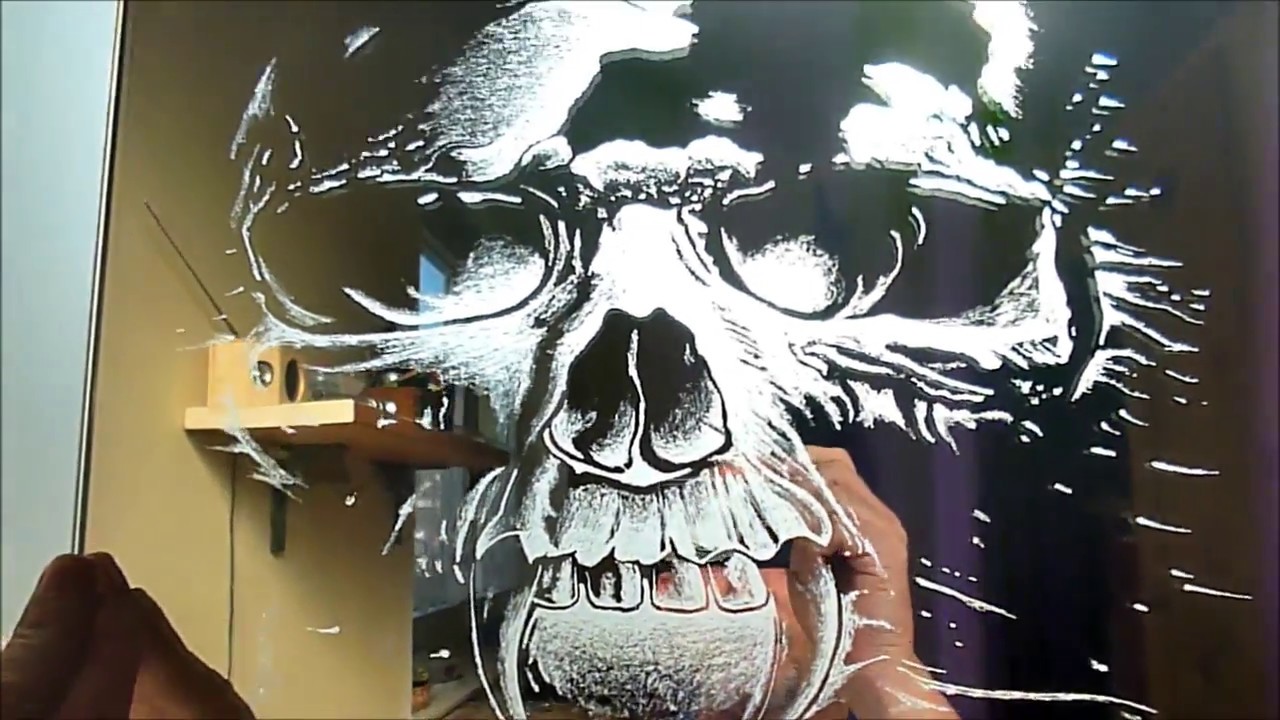 #Skull #Gravieren von Hand.  Spiegel für Tochter graviert Teil 1 / Engraved Mirror