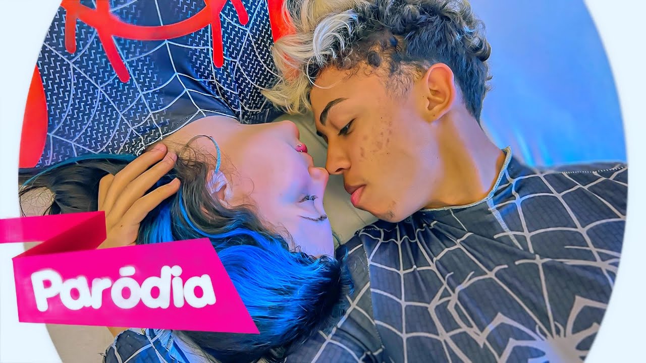PAR&Oacute;DIA | GAROTA INTERESTELAR