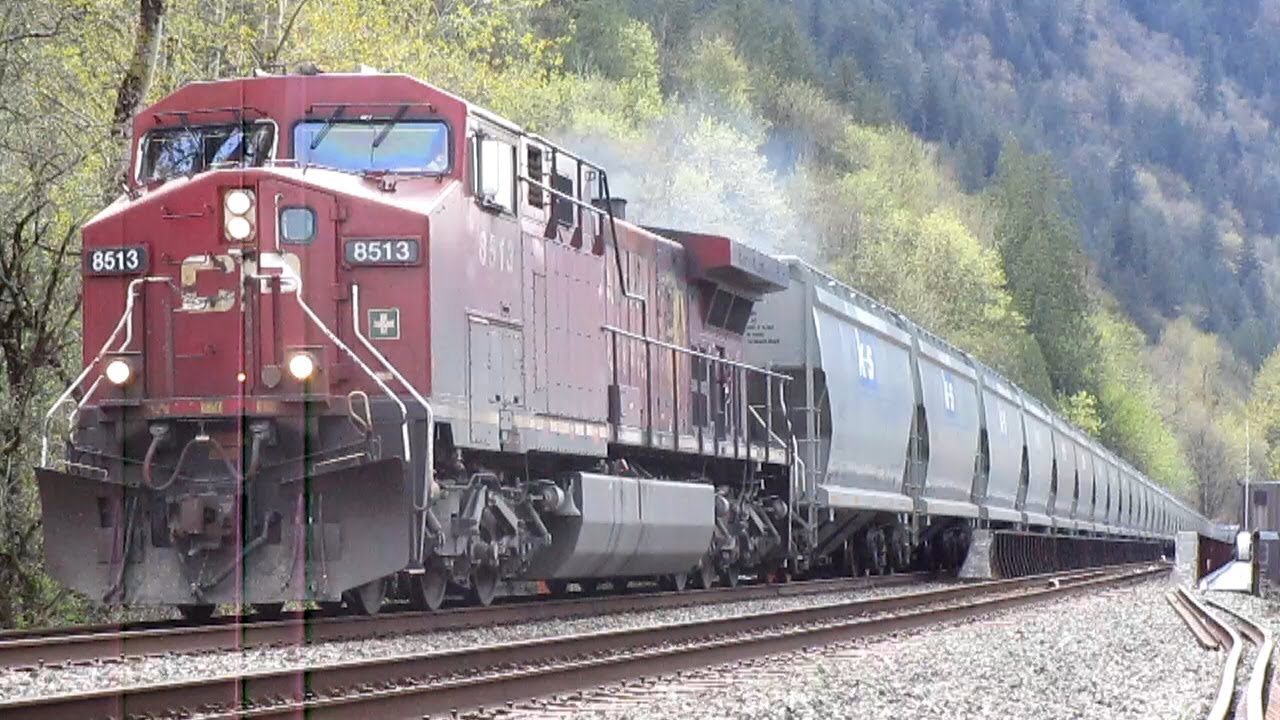 CP and CN Freight Trains in the Fraser Valley - April 2018