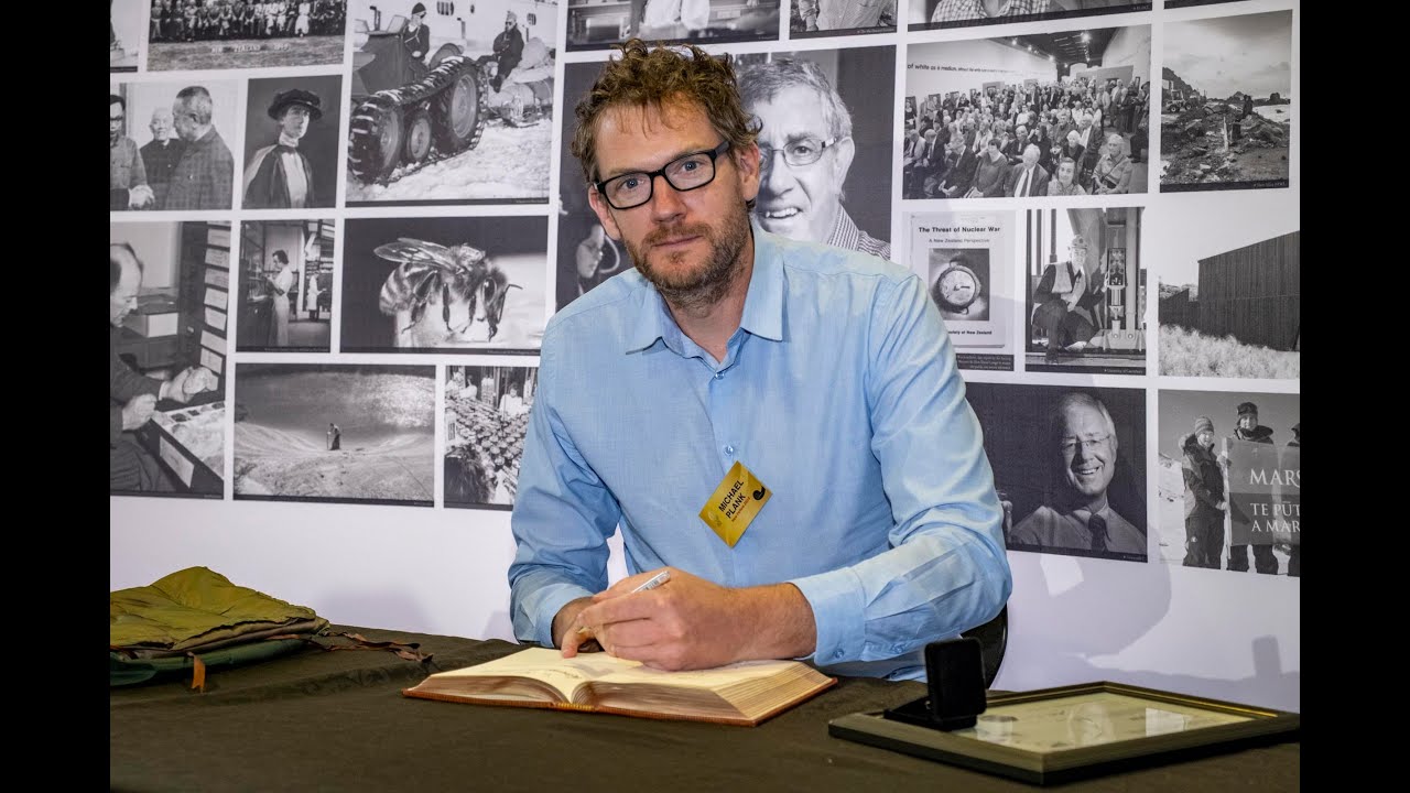 Professor Michael Plank: Mathematical modelling: from pests to pandemics