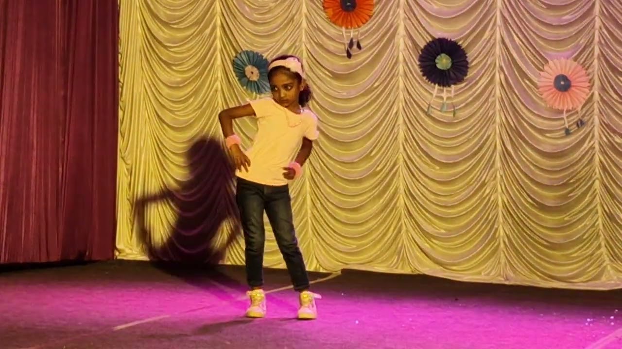 SRAVANI SINGLE DANCE