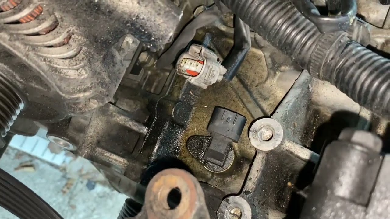 Датчик положения коленчатого вала Suzuki SX4 P0016 P0335 двигатель J20B