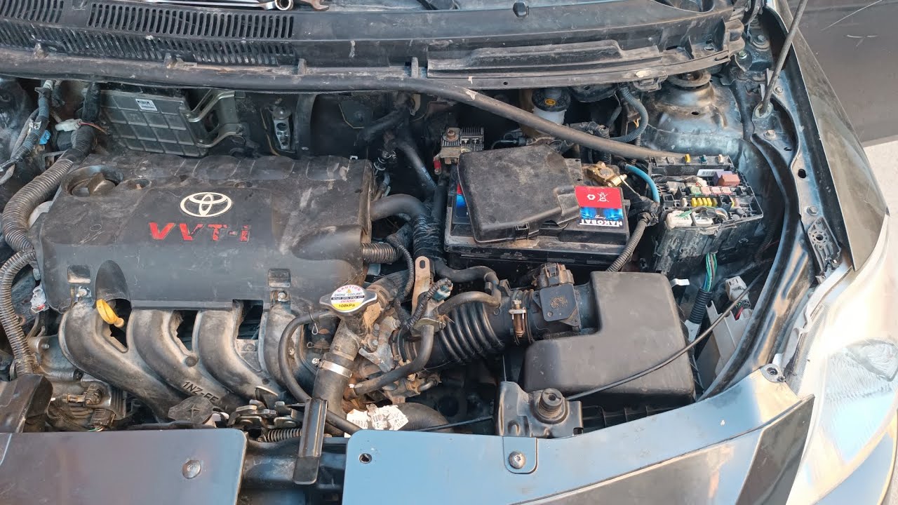 أحد اسباب اضاءة علامة لمبة ABS فى السيارة وكيفية حل المشكله نهائيا موقع فيوزات ABS/Toyota Yaris ABS