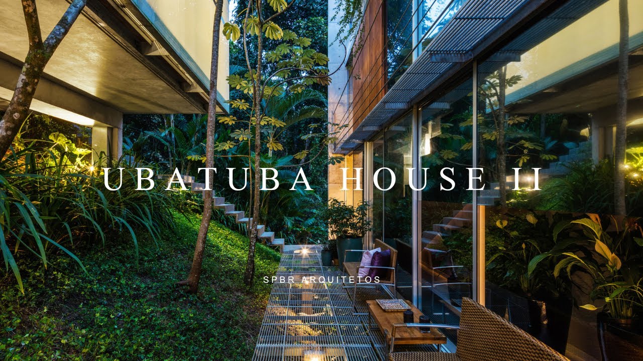 Современный дизайн дома выходного дня, раскинувшегося вдоль крутого пути от улицы к пляжу