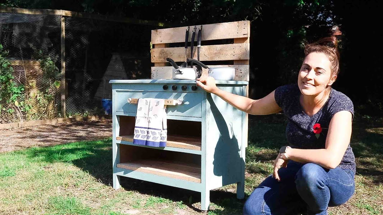 Homemade Mud Kitchen DIY (Cheap & Easy)   | The Carpenter's Daughter