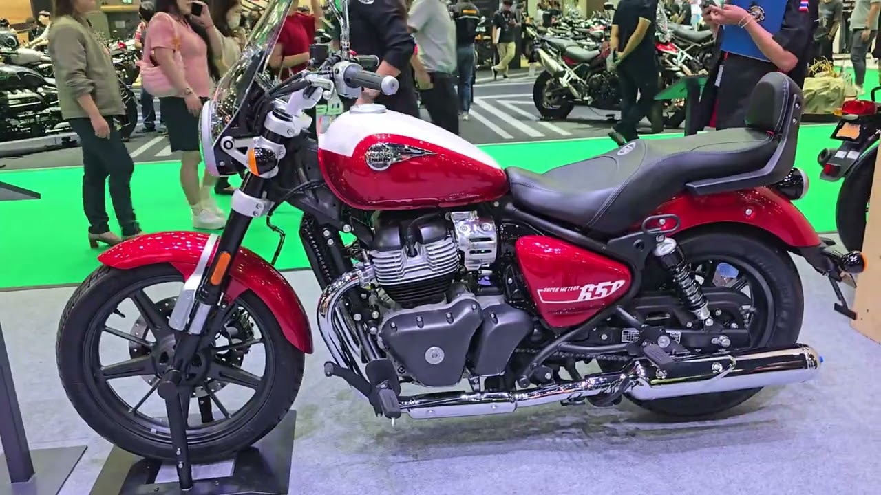 ROYAL ENFIELD Super METEOR 650 CERESTIAL RED