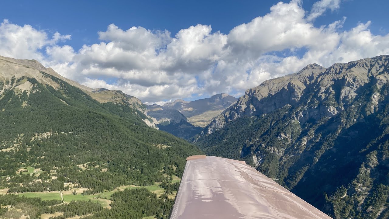 Flying in the Hautes Alpes part 2: Mont Dauphin (LFNC) to Barcelonnette (LFMR)