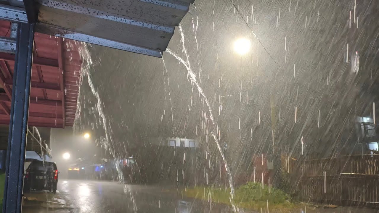 Rain at Night When the Atmosphere is Quiet Makes Sleep More Sound | Rain for Sleeping, Resting