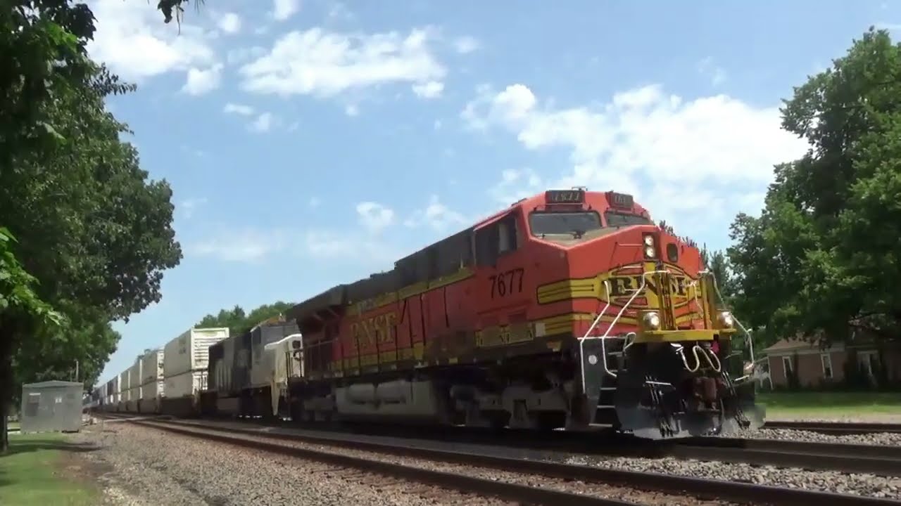 BNSF Trains Around Emporia Kansas July 2025 FT H2s, ACE leaders and more