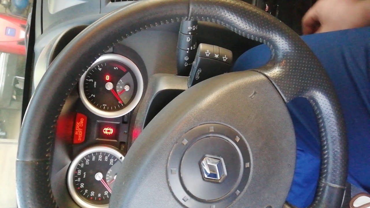CARD NOT DETECTED PROBLEM-Renault Megane