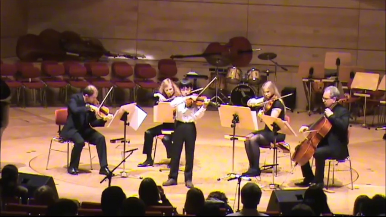 Julien in der Philharmonie Sarasata