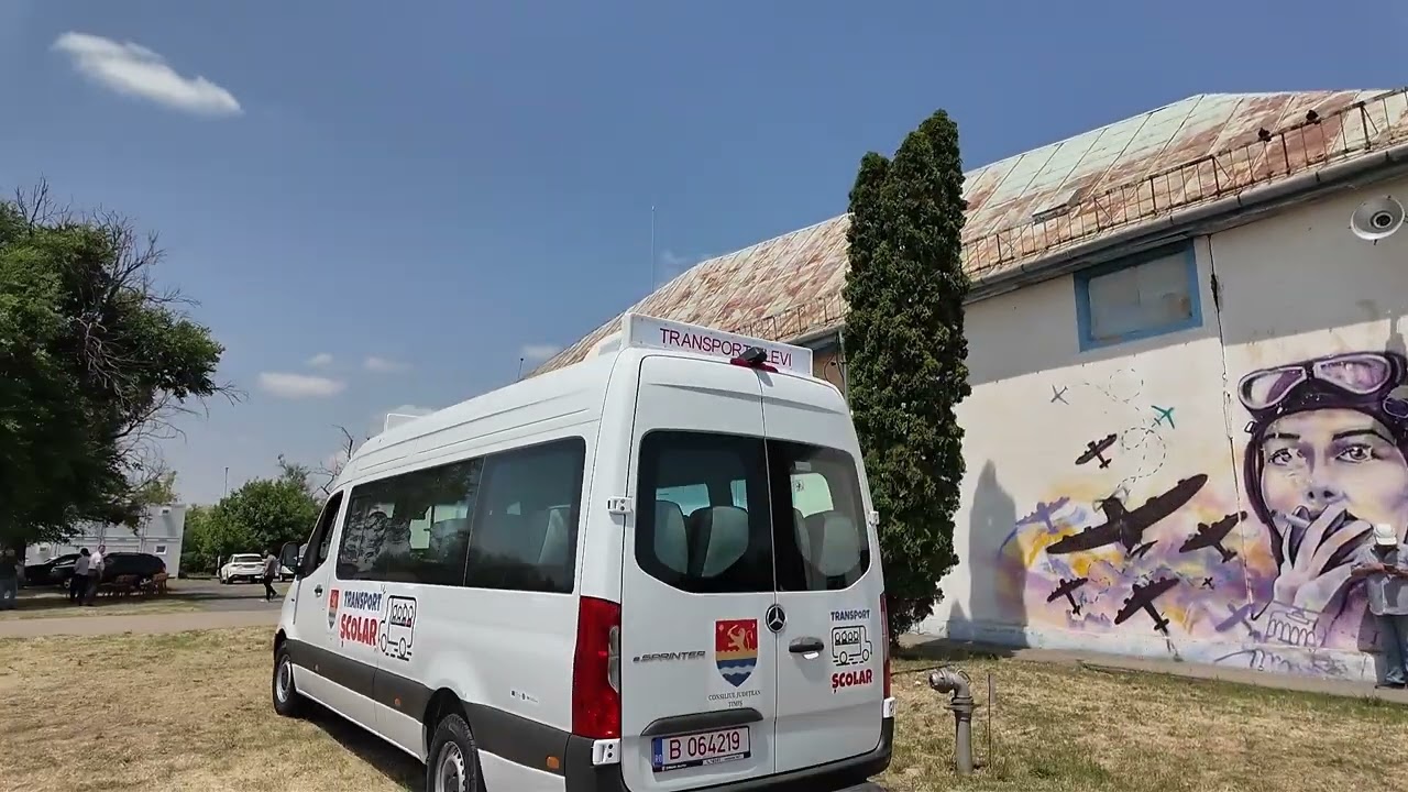 Microbuze electrice pentru elevii din Timis