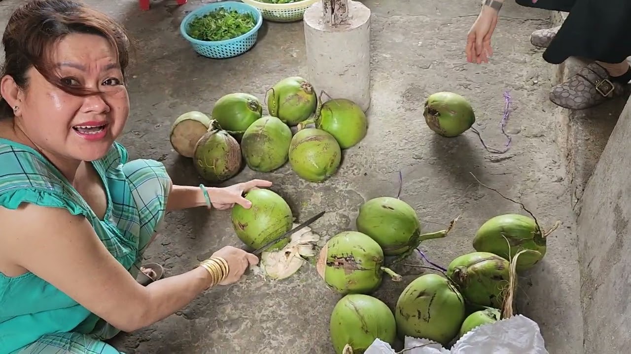 Nước Dừa Ngọt Lắm.. 😋
