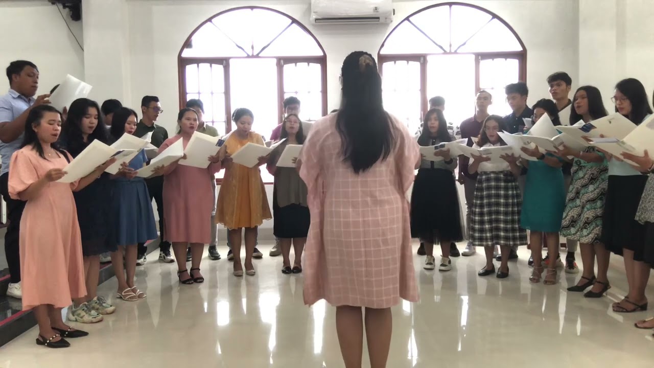 KOOR  RNHKBP BORNEO Minggu,07 April 2024 “BIARLAH KEADILAN SEPERTI AIR”