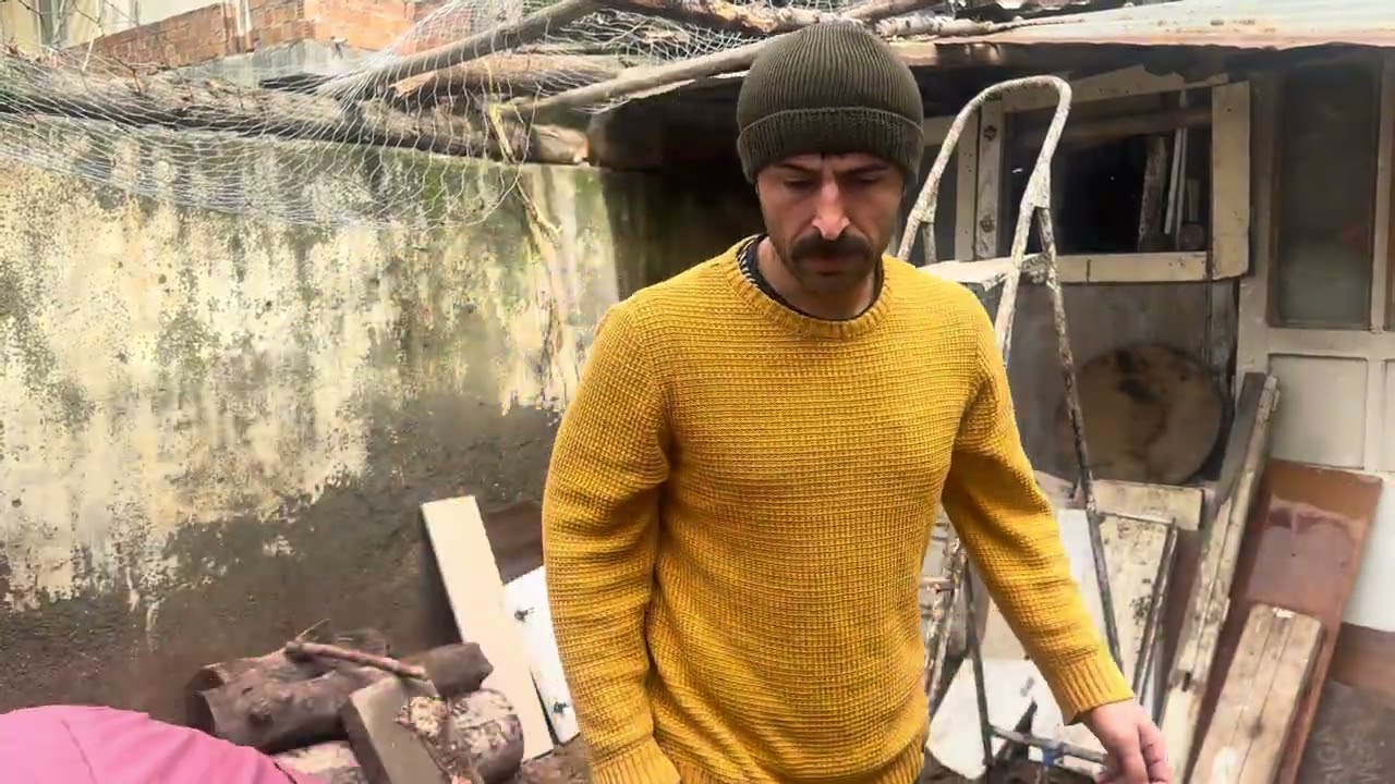 Tavuk kümesi /Chicken  coop.    Köy Tadında Yaşam 1