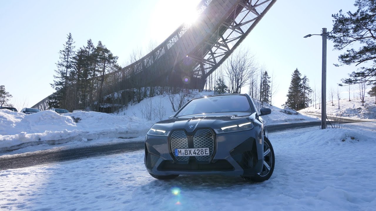 Die BMW iX Electric Winter Tour 2022.