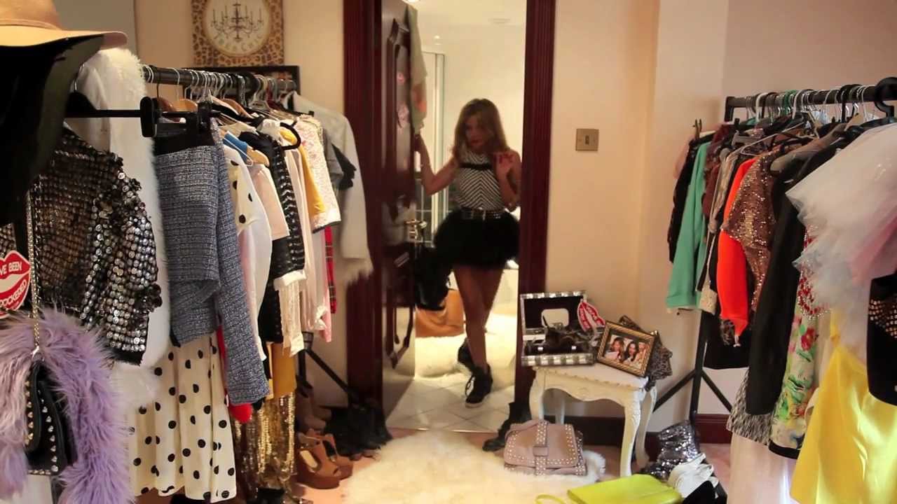 Whats in my wardrobe - Dolly Rocker Style!