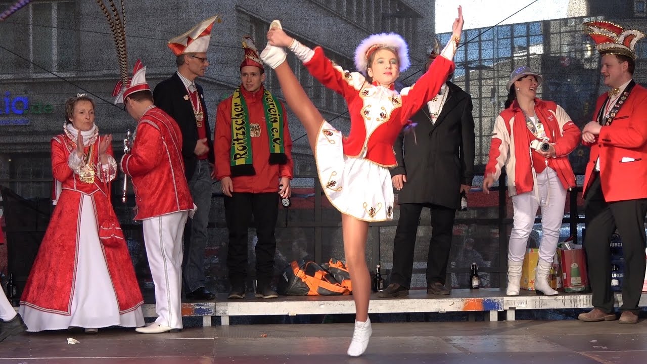 Tanzmarie Lara auf der HSKV Bühne.