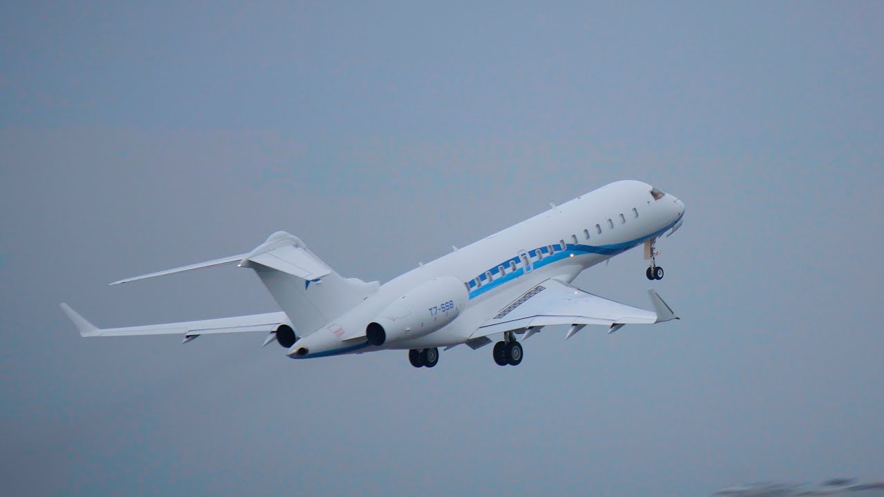 Empire Aviation Bombardier Global 6000 taking off from Lisbon Airport LPPT
