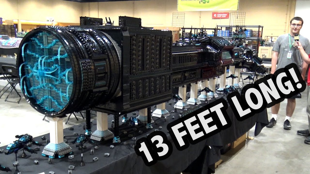 Giant LEGO Spaceship with Interior and Lights! Brickworld Chicago 2018
