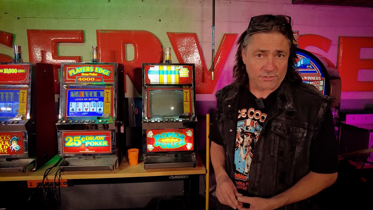 Repair a Dead Monitor on an IGT Player's Edge Draw Poker Machine
