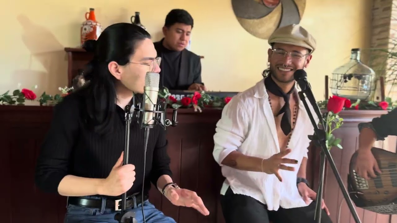 Los Chezcia - El Secreto Versión Balada Romántica 