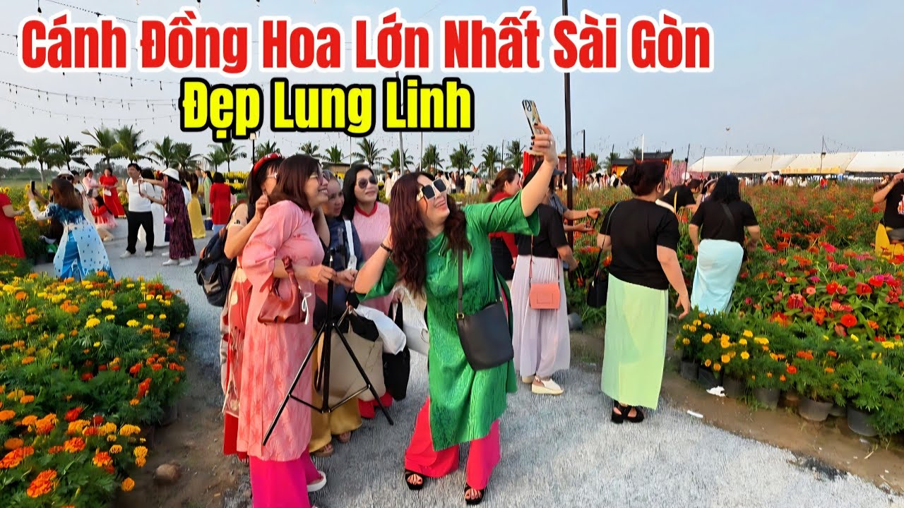 Hàng Ngàn Người Kéo Về Vườn Hoa Lớn Nhất Sài Gòn Để Check in