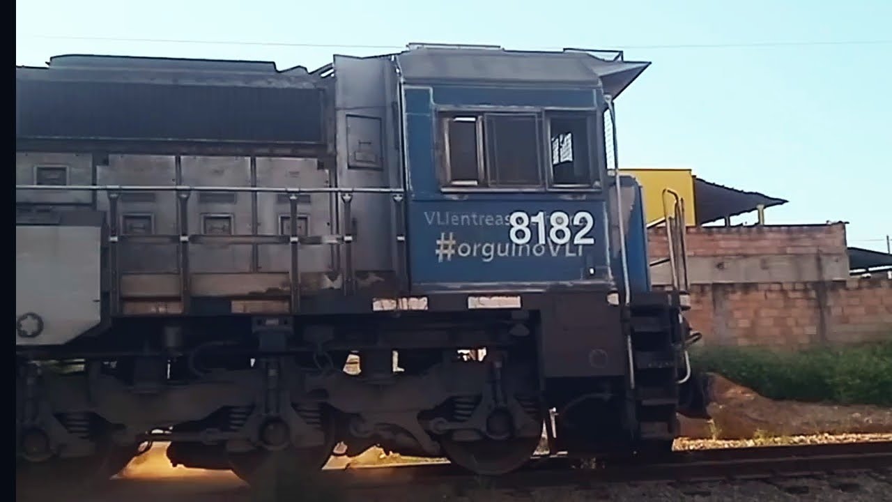 🚆Trem Composição Carregado De Minério Duplas GT46 Passando Em Juatuba Minas Gerais.