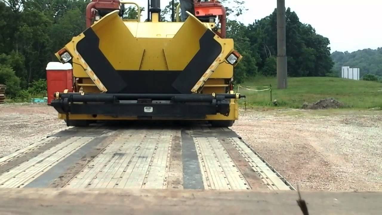 Loading a paver