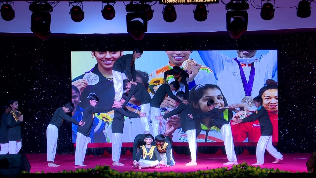 Pyramid Dance, 