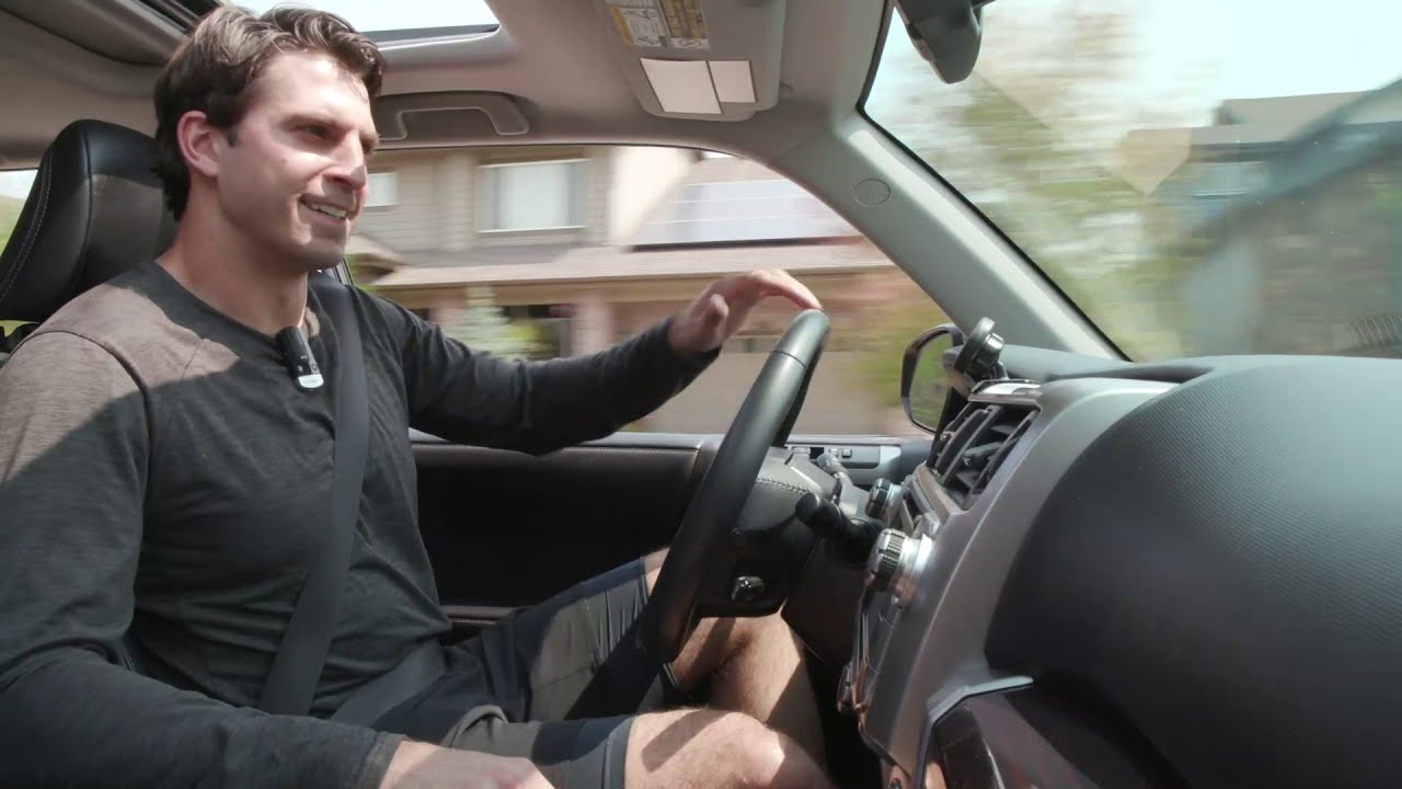 Hands-free with Cochlear™ True Wireless™ Phone Clip and Cochlear Nucleus® Kanso® 2 Sound Processor