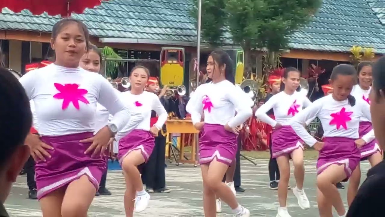 marchin band Smp Kristen Tomohon Sulawesi utara dalam rangka Hut sekolah ke78 😊
