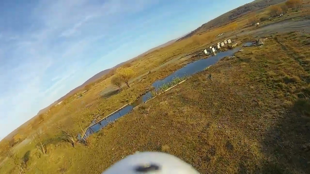 Fun with friends, Atomrc flying-fish with Walksnail fpv