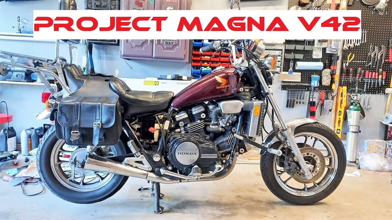 🏍 EPISODE 58. MY FIRST CRUISER/STANDARD BIKE EVER TO RESTORE! 1984 HONDA MAGNA VF700C.