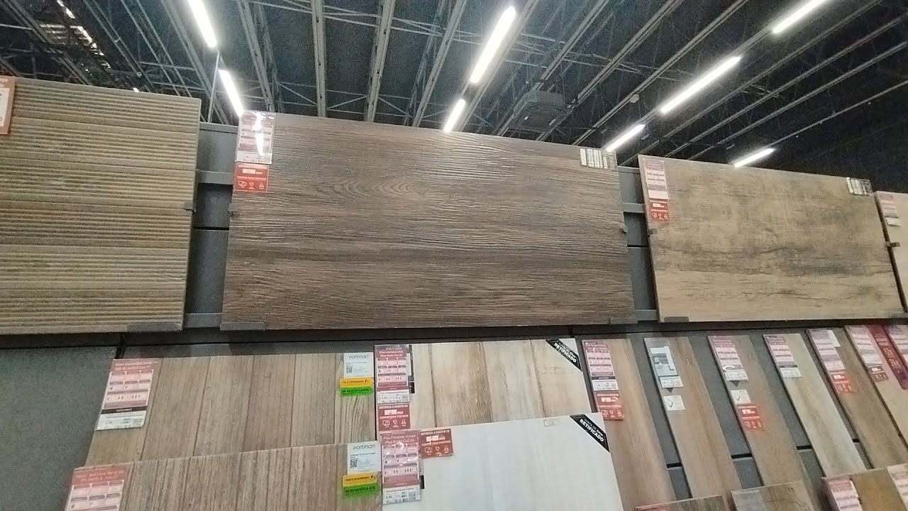 PISOS CERÂMICOS RETIFICADO ACETINADO FOSCO ÁREA EXTERNA RÉGUAS MADEIRADAS PORCELANATO LOJAS SODIMAC.