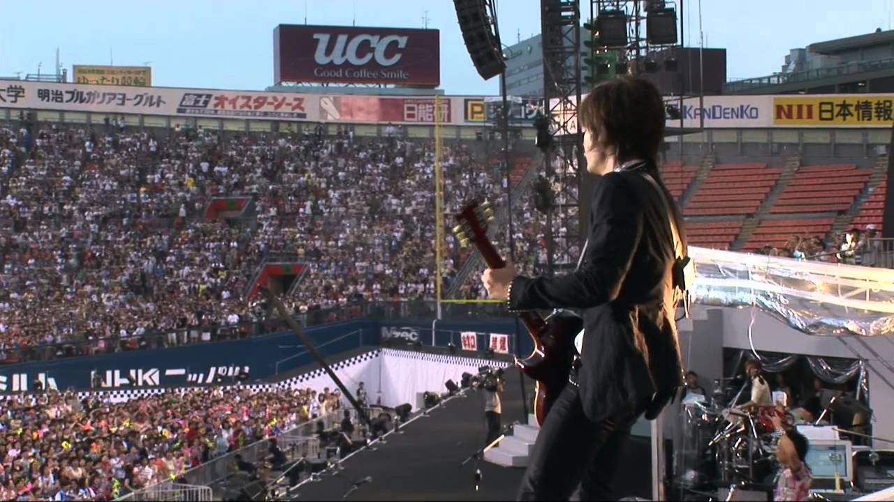 ポルノグラフィティ『幸せについて本気出して考えてみた』(横浜ロマンスポルノ'06～キャッチザハネウマ～) /『Shiawase Ni Tsuite(Live Ver.)』