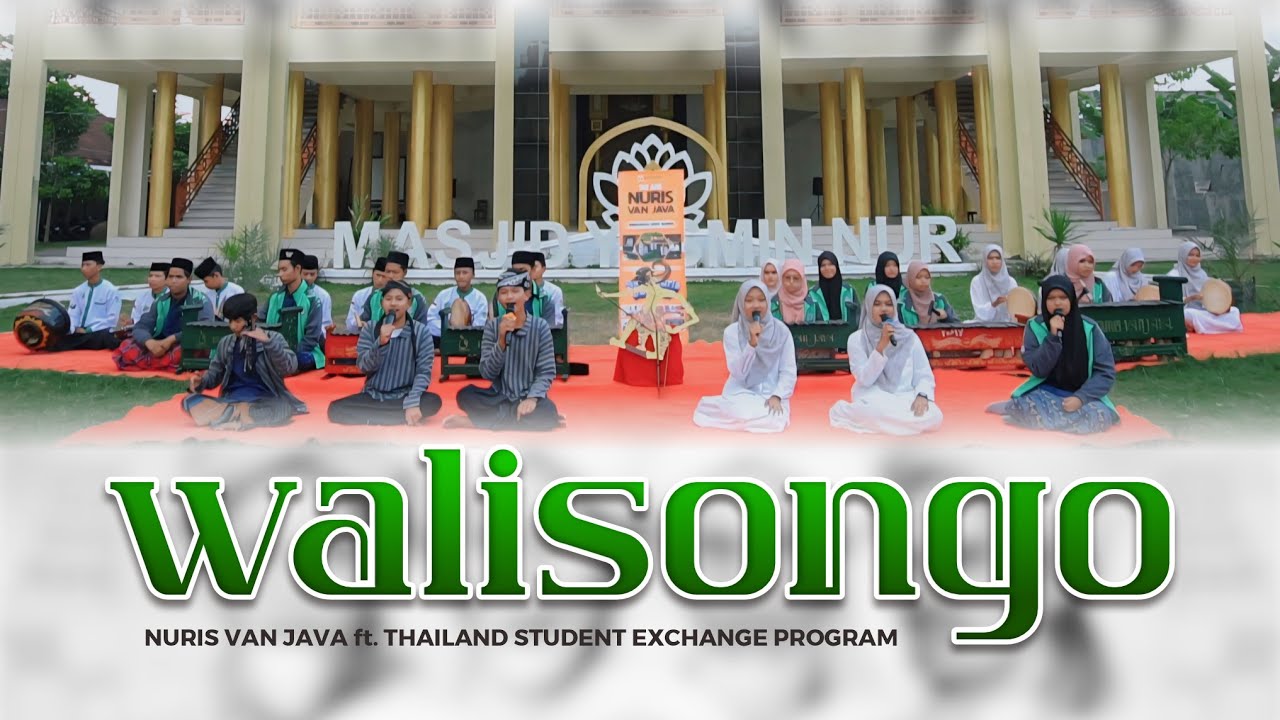 WALISONGO (Gamelan Version) - THAILAND STUDENT Feat NURIS VAN JAVA