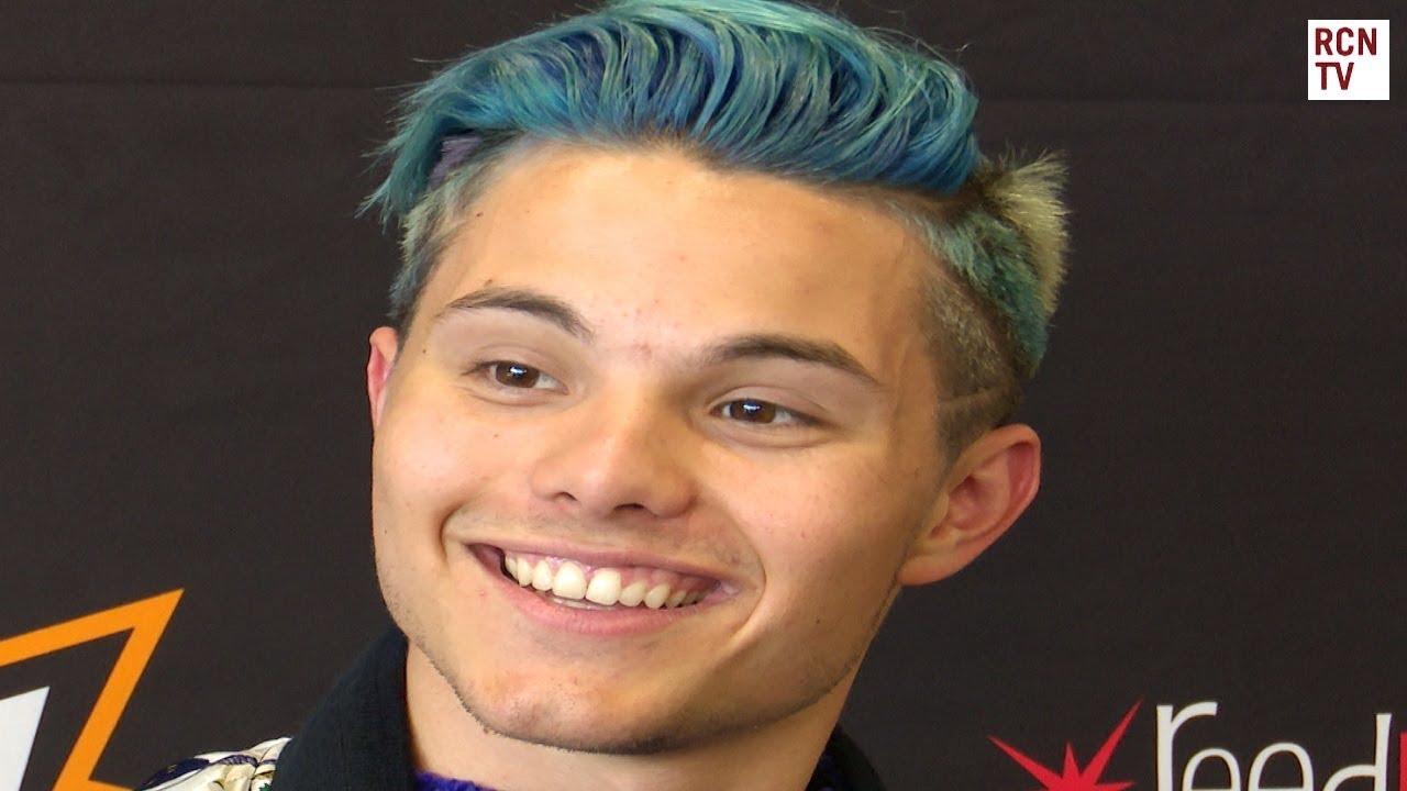 Zach Callison On Steven Universe LGBT Inspirations