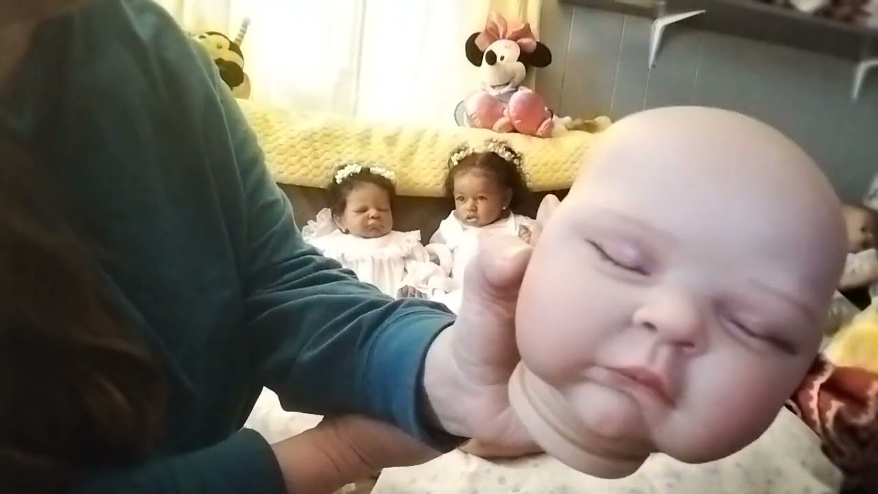 new box opening of a AliExpress doll...