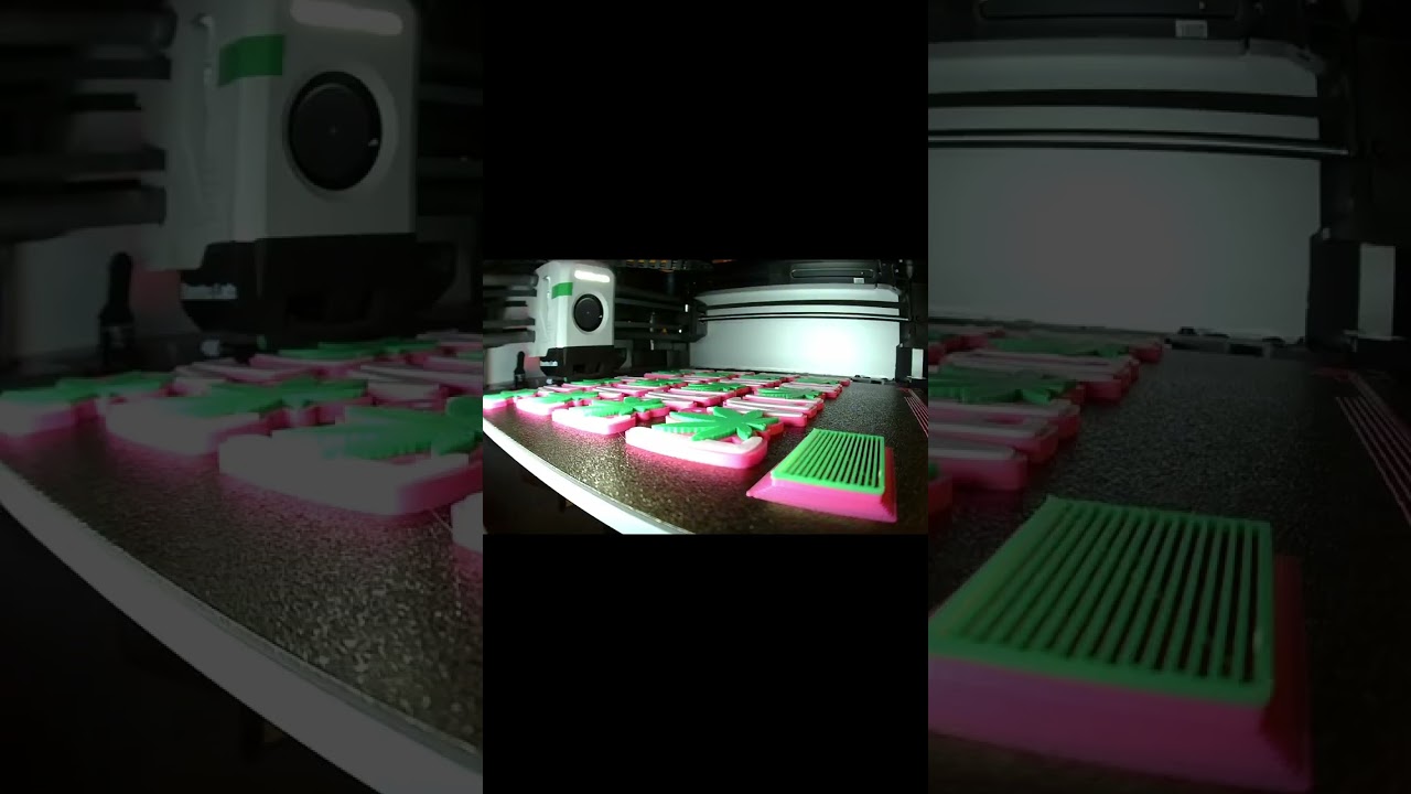 #keychains for all the #420ladies out there with 420 approaching quickly get yours from my shop!