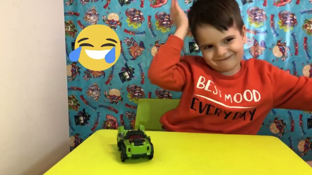 Kevin prezinta Transformers si Dinozaurii de la Vtech