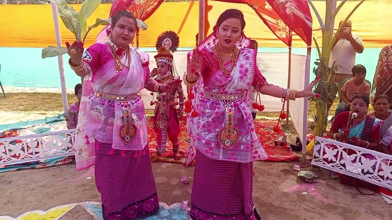গোষ্ঠলীলা🙏। গায়ক - কালা সবুজ, বাদক - সুরজিৎ সিংহ। তিলকপুর, ভানুগাছ। 