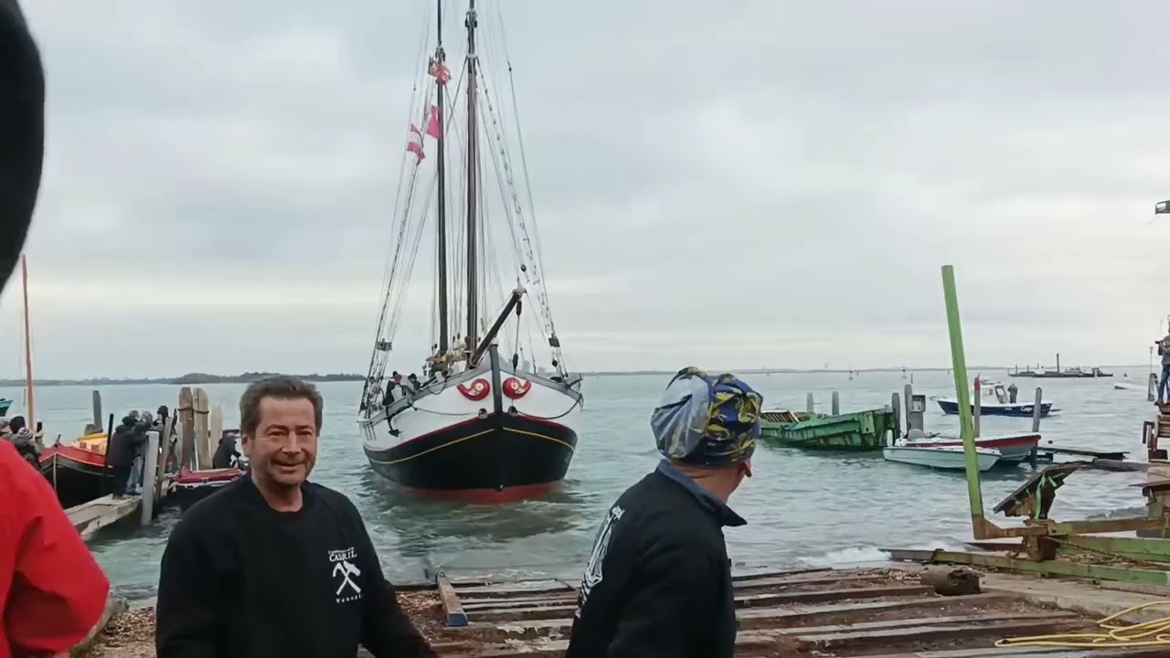 Ecco il varo del Nuovo Trionfo, l'ultimo trabaccolo delle marineria adriatica