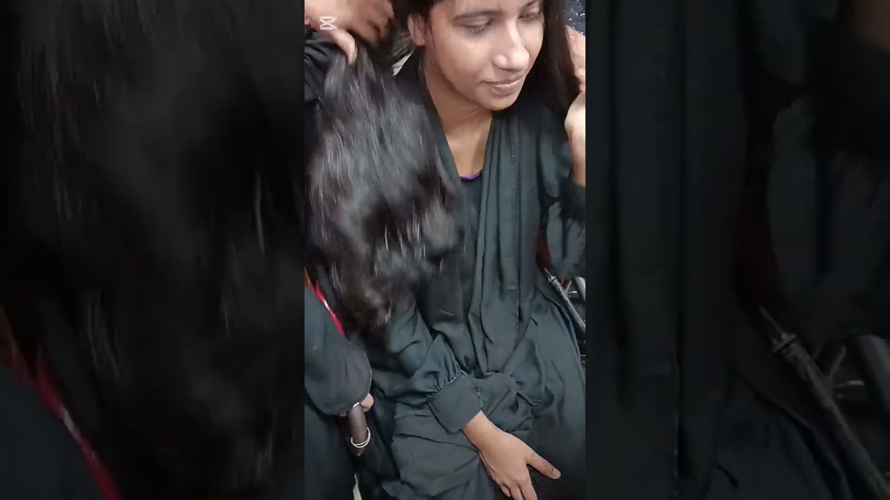 পার্লার এ যে ভাবে স্টেপ বায় স্টেপ চুল কাটে মাপ নিয়ে বাসায় বসে আপনারা শিক্ষে ফেলুন তা😍
