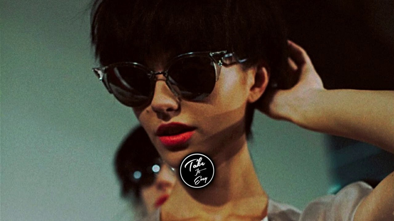 Houssem Amari - Por Ti (feat. Amelie Martinez)