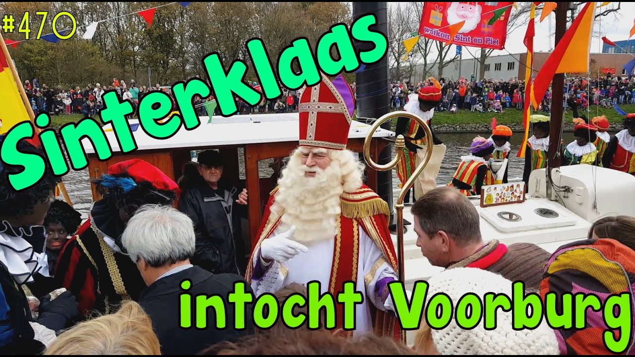 Sinterklaas intocht te Voorburg in 2015. Bobbi-lee mocht de Sint een hand geven. #470