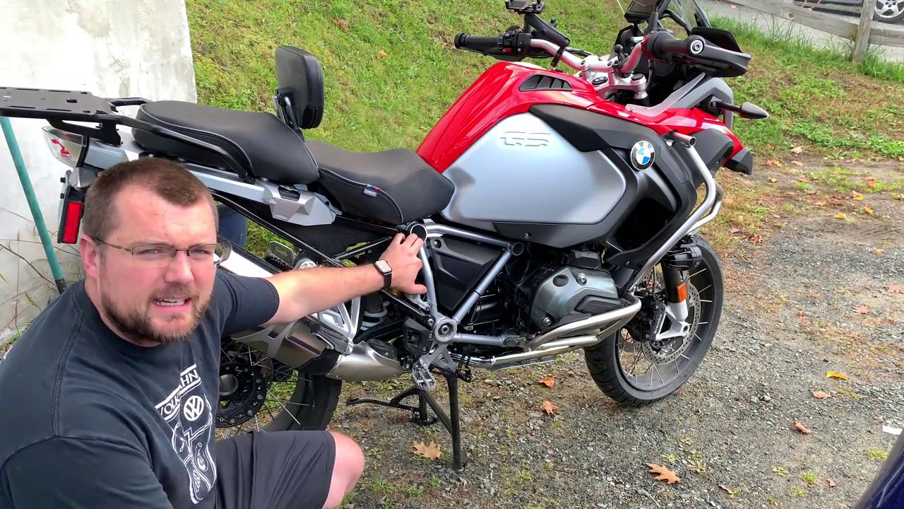 Обзор и полный список характеристик BMW R1200 GS Adventure Racing Red (2018)