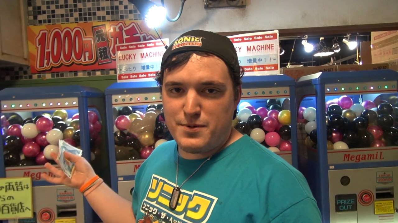 2016 Japan Trip - Big Prize Vending Machines, 10 Tries at it (INCLUDING A BIG WIN!!)