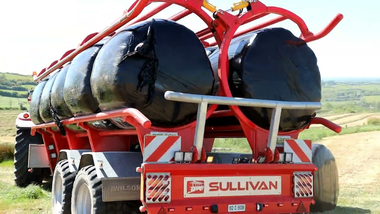 Sullivan Bale Transport using their Wilson Engineering Super Move 10 with Opening Cages
