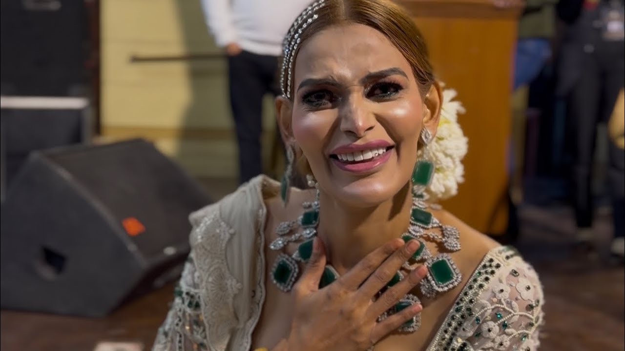 Mujhe log kadmo ki dhool bolte hai , kyu lekin is video ko zaroor dekhe 😔
